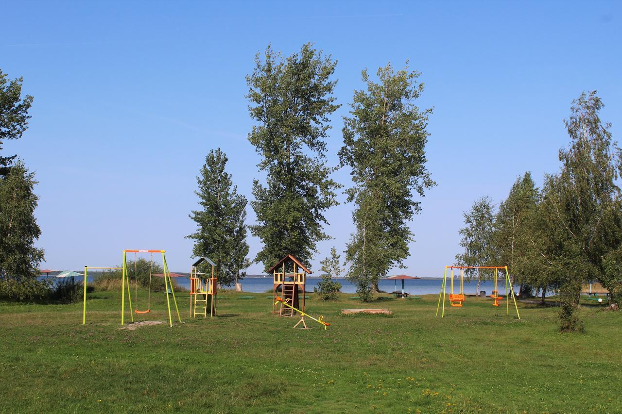 Hotel-Complex Mizh Triokh Ozer Svityaz' Extérieur photo